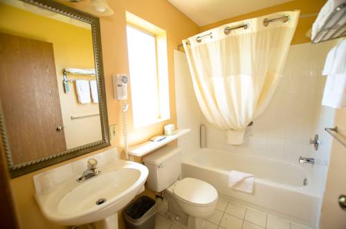 Imagen de la habitación del Hotel Tulip Inn, Mount Vernon. Foto 8