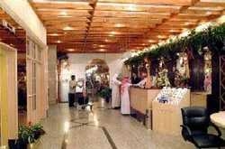 Imagen de los interiores del Hotel Tulip Inn Olaya House. Foto 7