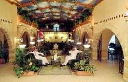 Imagen de los interiores del Hotel Tulip Inn Olaya House. Foto 8
