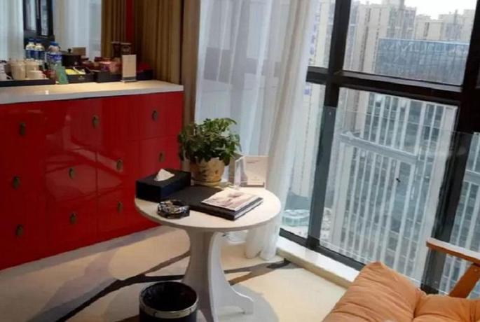 Imagen del bar/restaurante del Hotel Tulip Inn Xi Yue - Kunming. Foto 2