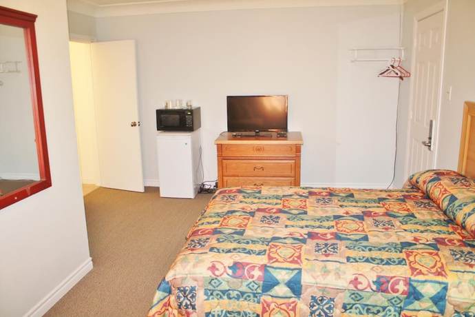 Imagen de la habitación del Hotel Tulip Motel. Foto 14