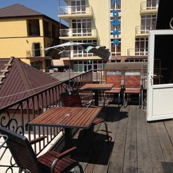 Imagen general del Hotel Tulpan Baza Otdyha. Foto 3