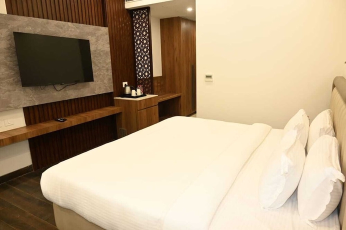 Imagen de la habitación del Hotel Tulsi Bhawan, Ayodhya. Foto 4