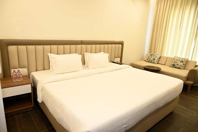 Imagen de la habitación del Hotel Tulsi Bhawan, Ayodhya. Foto 7