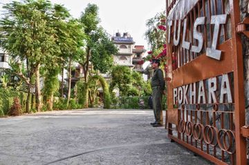 Imagen de los exteriores del Hotel Tulsi. Foto 10