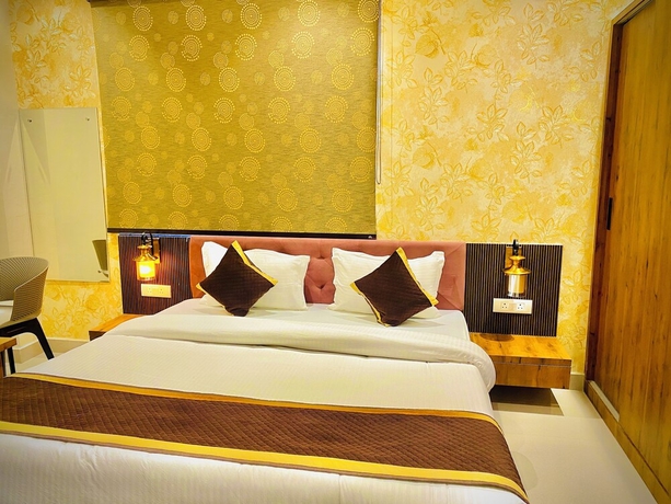 Imagen de la habitación del Hotel Tulsi Grand Inn. Foto 3