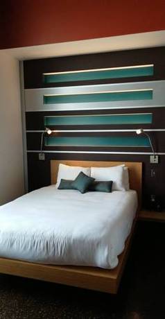 Imagen de la habitación del Hotel Tulyp, Tapestry Collection by Hilton. Foto 9