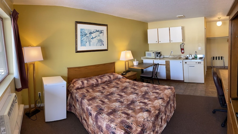 Imagen de la habitación del Hotel Tumbler Ridge Inn. Foto 6