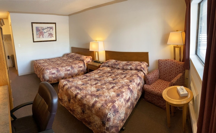 Imagen de la habitación del Hotel Tumbler Ridge Inn. Foto 8