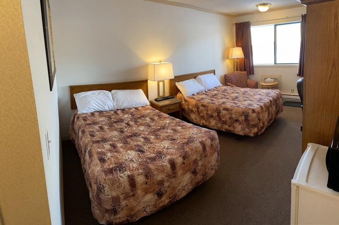 Imagen de la habitación del Hotel Tumbler Ridge Inn. Foto 9