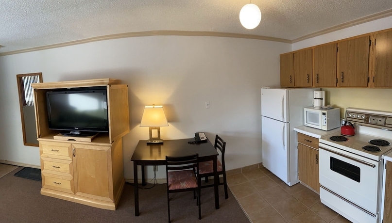 Imagen de la habitación del Hotel Tumbler Ridge Inn. Foto 15
