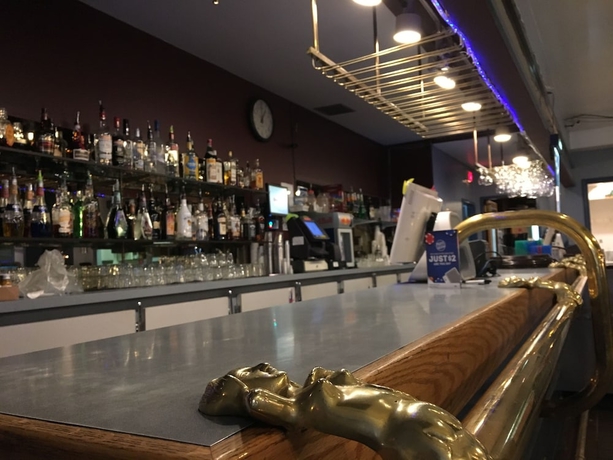Imagen del bar/restaurante del Hotel Tumbler Ridge Inn. Foto 5