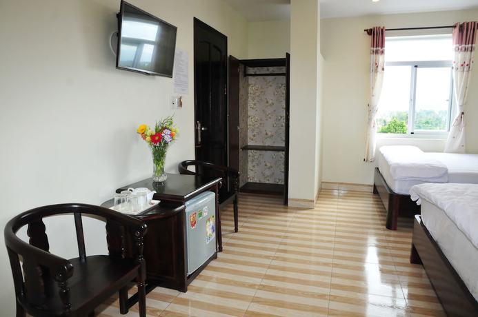 Imagen de la habitación del Hotel Tung Huong. Foto 11
