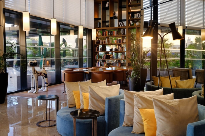 Imagen de los interiores del Hotel Tunis Marriott. Foto 13