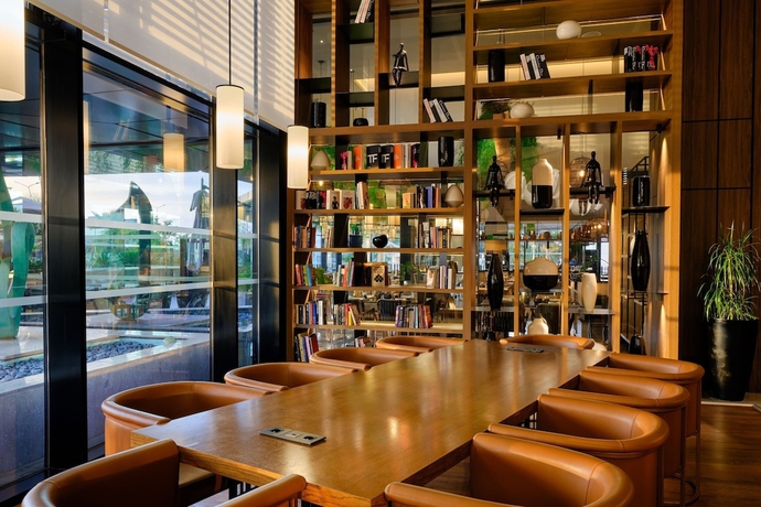 Imagen de los interiores del Hotel Tunis Marriott. Foto 15