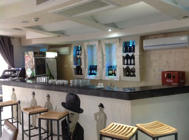 Imagen del bar/restaurante del Hotel Tunisie Confort. Foto 2