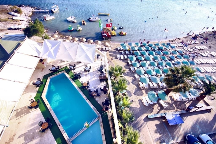 Imagen general del Hotel Tuntas Beach Altinkum. Foto 9