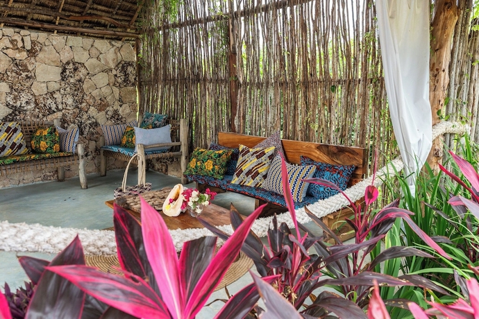 Imagen de los interiores del Hotel Tunu Beach Zanzibar. Foto 14
