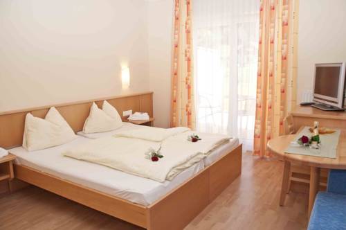 Imagen de la habitación del Hotel Tunzendorferwirt. Foto 7
