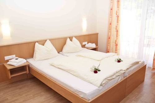 Imagen de la habitación del Hotel Tunzendorferwirt. Foto 11