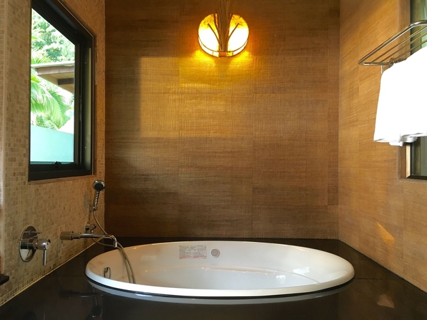 Imagen de la habitación del Hotel Tup Kaek Sunset Beach Resort. Foto 10