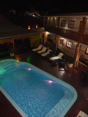 Imagen de la piscina del Hotel Tupa Apart. Foto 14