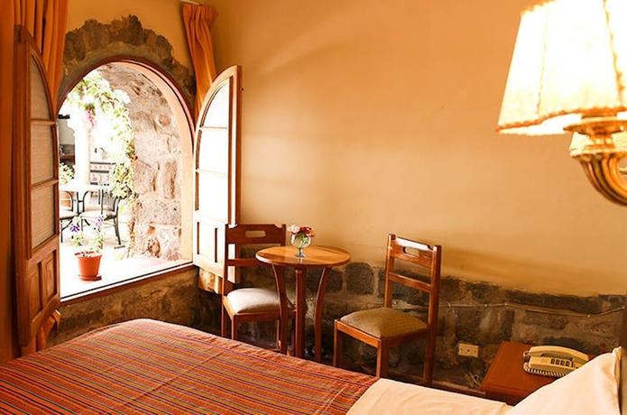 Imagen de la habitación del Hotel Tupac Yupanqui. Foto 5
