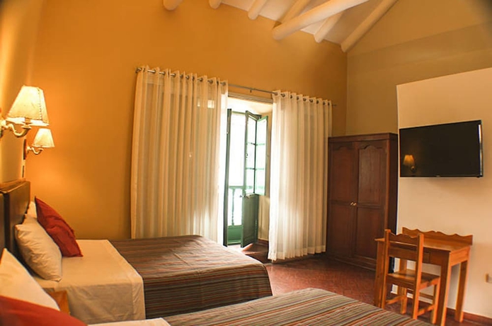 Imagen de la habitación del Hotel Tupac Yupanqui. Foto 8