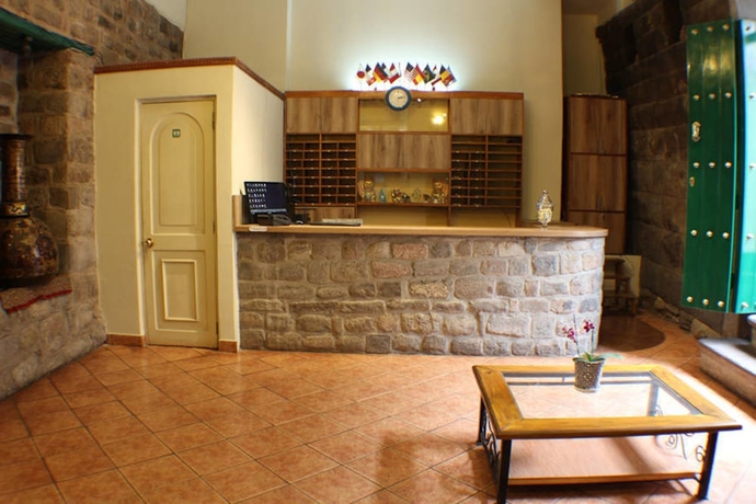 Imagen de los interiores del Hotel Tupac Yupanqui. Foto 19