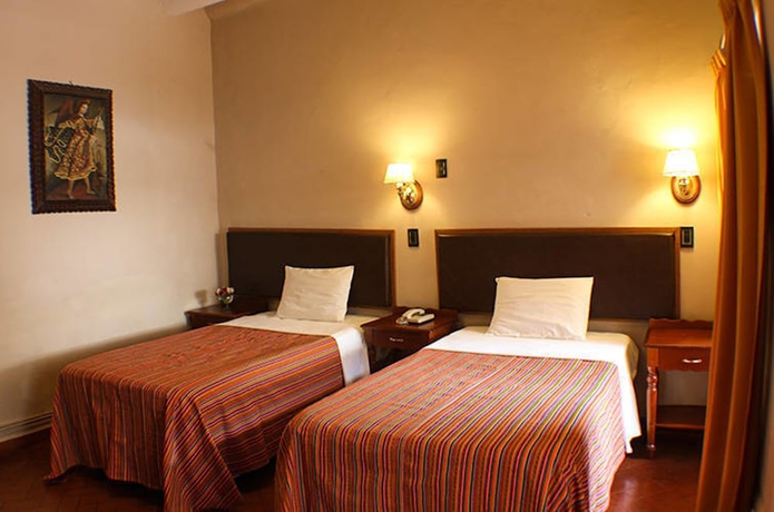 Imagen de la habitación del Hotel Tupac Yupanqui. Foto 13