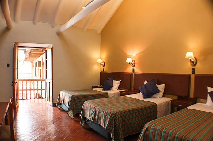 Imagen de la habitación del Hotel Tupac Yupanqui. Foto 16