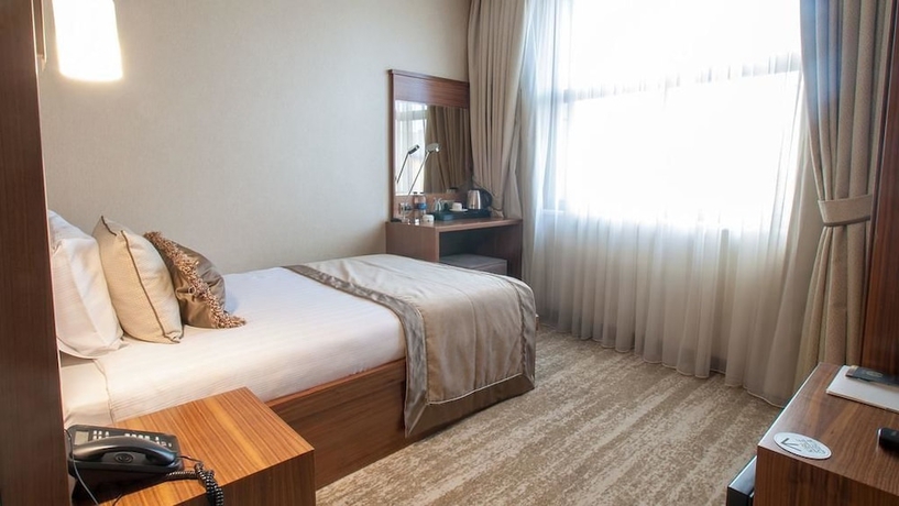 Imagen de la habitación del Hotel Turan Otel. Foto 7