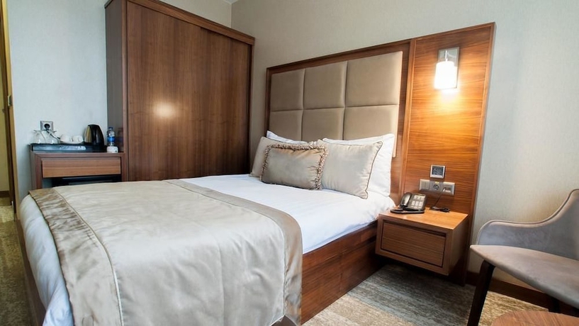 Imagen de la habitación del Hotel Turan Otel. Foto 11