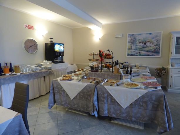 Imagen del bar/restaurante del Hotel Turandot. Foto 4
