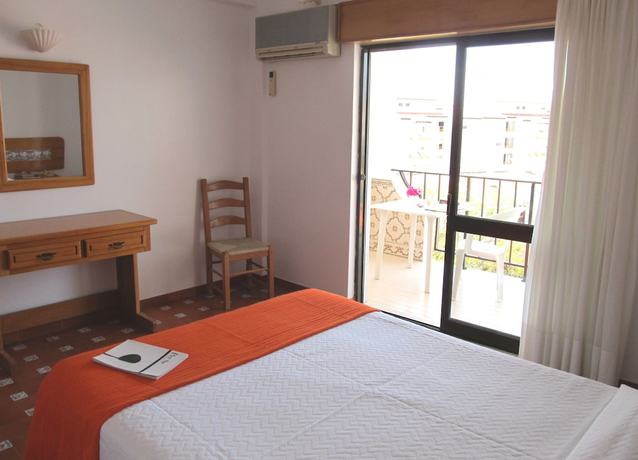 Imagen de la habitación del Hotel Turcongel Apartamentos Turisticos. Foto 4