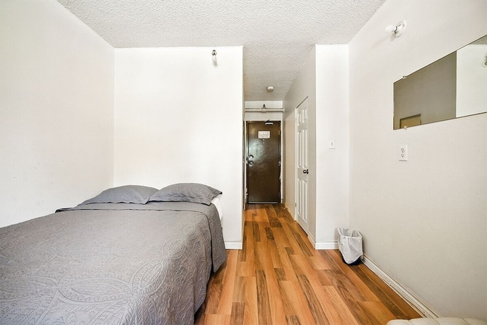 Imagen de la habitación del Hotel Turf. Foto 8