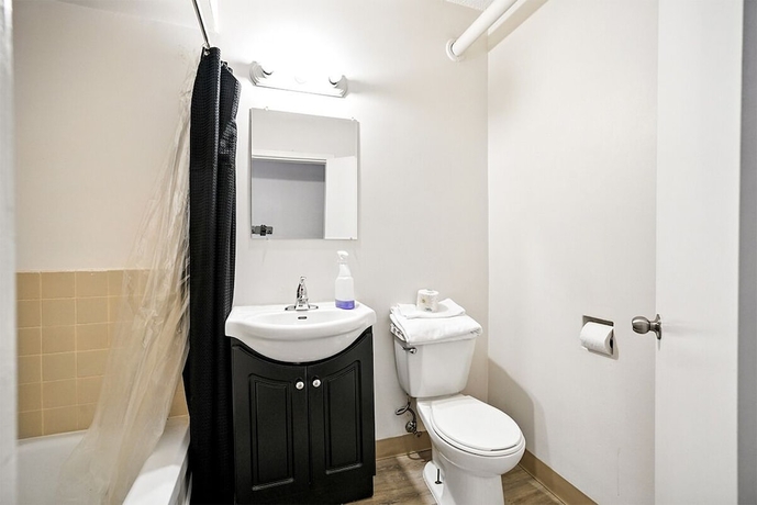 Imagen de la habitación del Hotel Turf. Foto 12