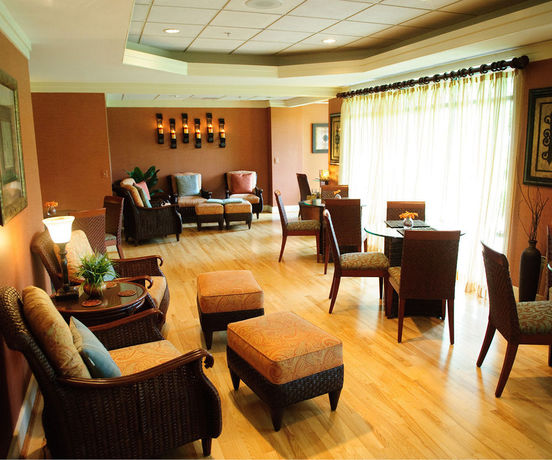 Imagen de los interiores del Hotel Turf Valley Resort. Foto 14