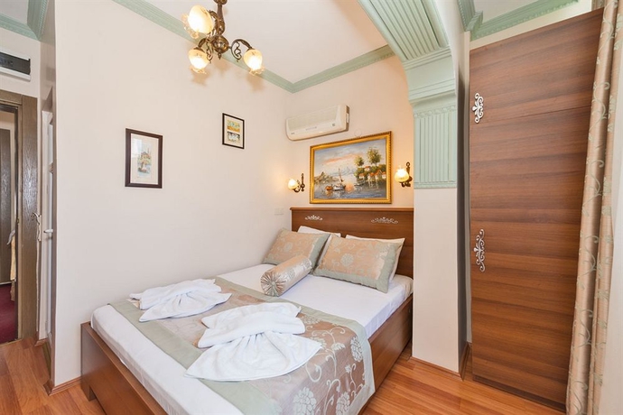 Imagen de la habitación del Hotel Turgut. Foto 10