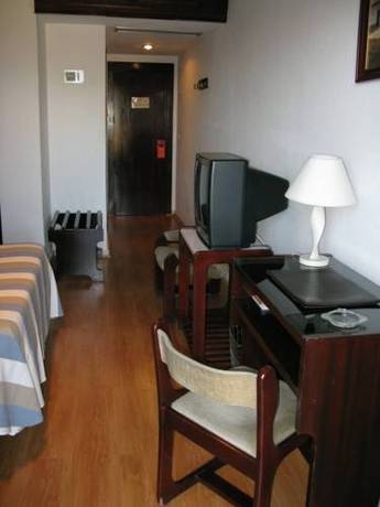 Imagen de la habitación del Hotel Turia Badajoz. Foto 9