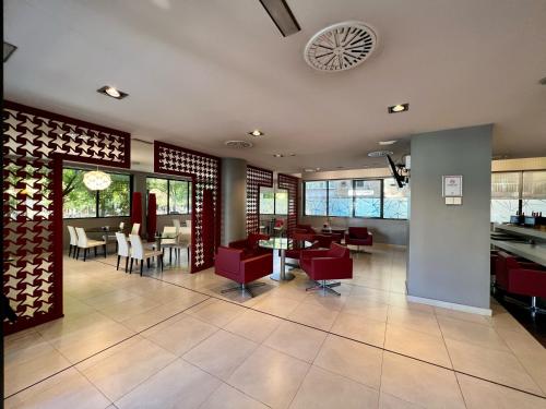 Imagen de los interiores del Hotel Turia Granada. Foto 13