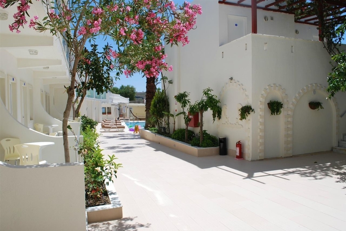 Imagen general del Hotel Turihan Hotel. Foto 3