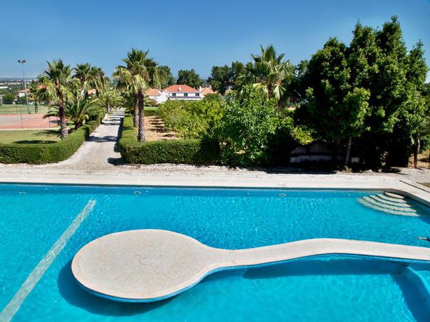 Imagen de la piscina del Hotel Turim Club D`azeitao. Foto 16