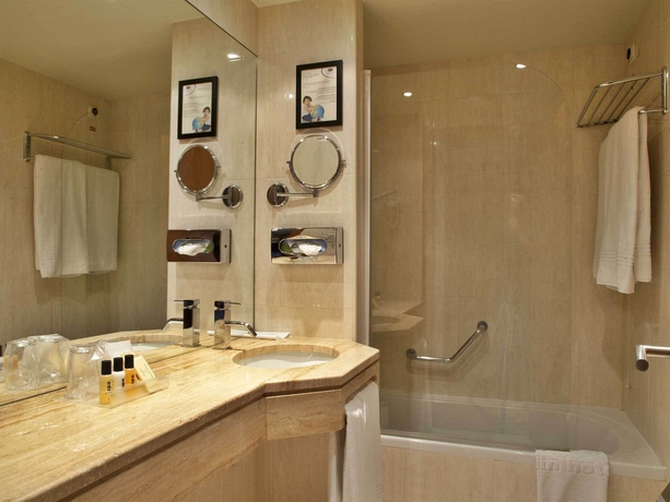 Imagen de la habitación del Hotel Turim Ibéria. Foto 4