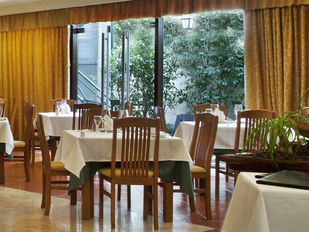 Imagen del bar/restaurante del Hotel Turim Lisboa. Foto 5