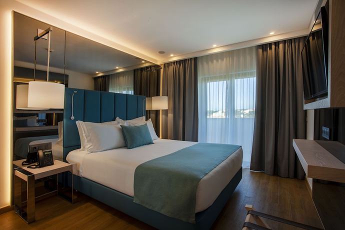 Imagen de la habitación del Hotel Turim Presidente. Foto 13