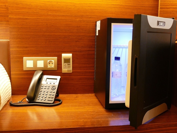 Imagen de la habitación del Hotel Turin Barcelona. Foto 3