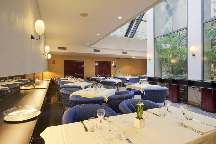 Imagen del bar/restaurante del Hotel Turin City Centre. Foto 5