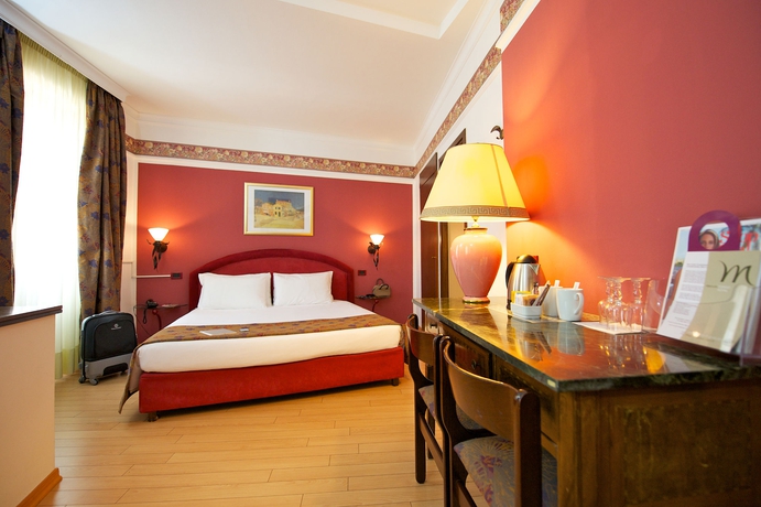 Imagen de los interiores del Hotel Turin Royal. Foto 14