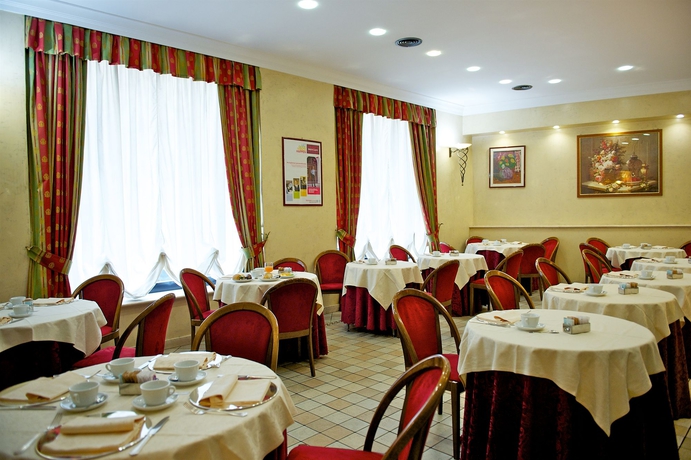 Imagen del bar/restaurante del Hotel Turin Royal. Foto 3